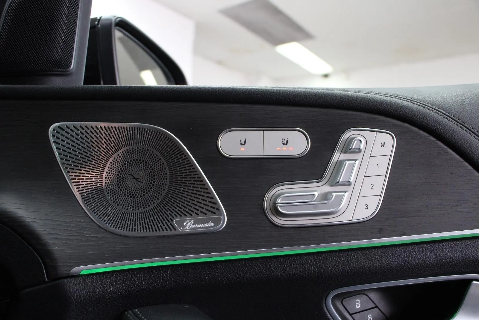 Mercedes-Benz-GLE-Class-GLE450