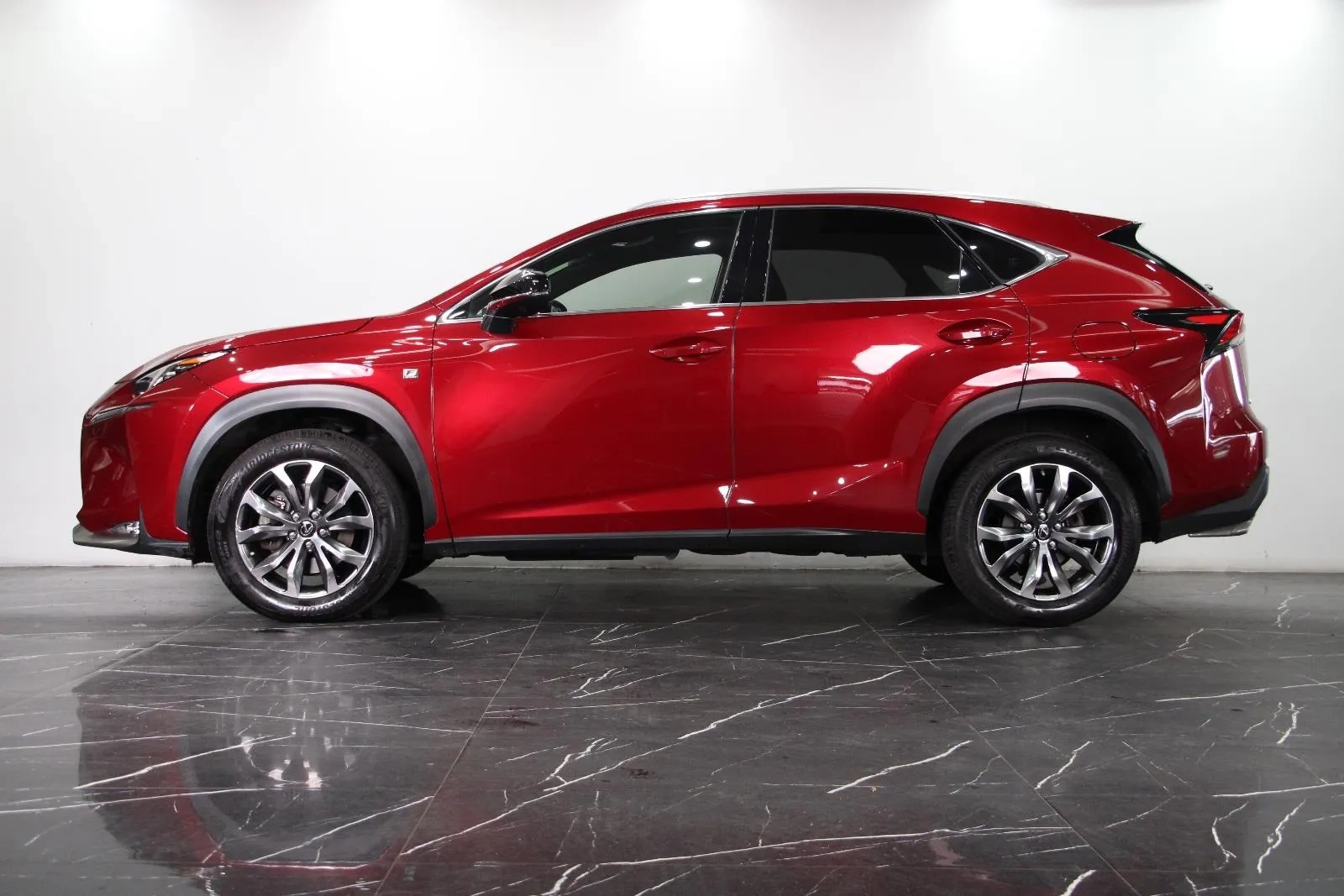 Lexus-NX-NX200t F Sport