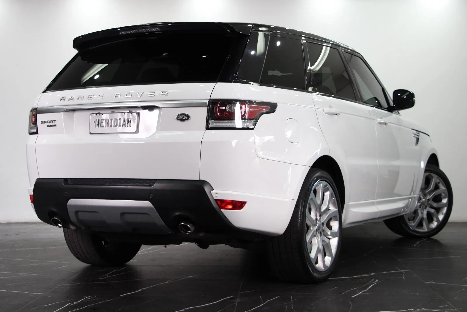 Land Rover-Range Rover Sport-SDV8 HSE