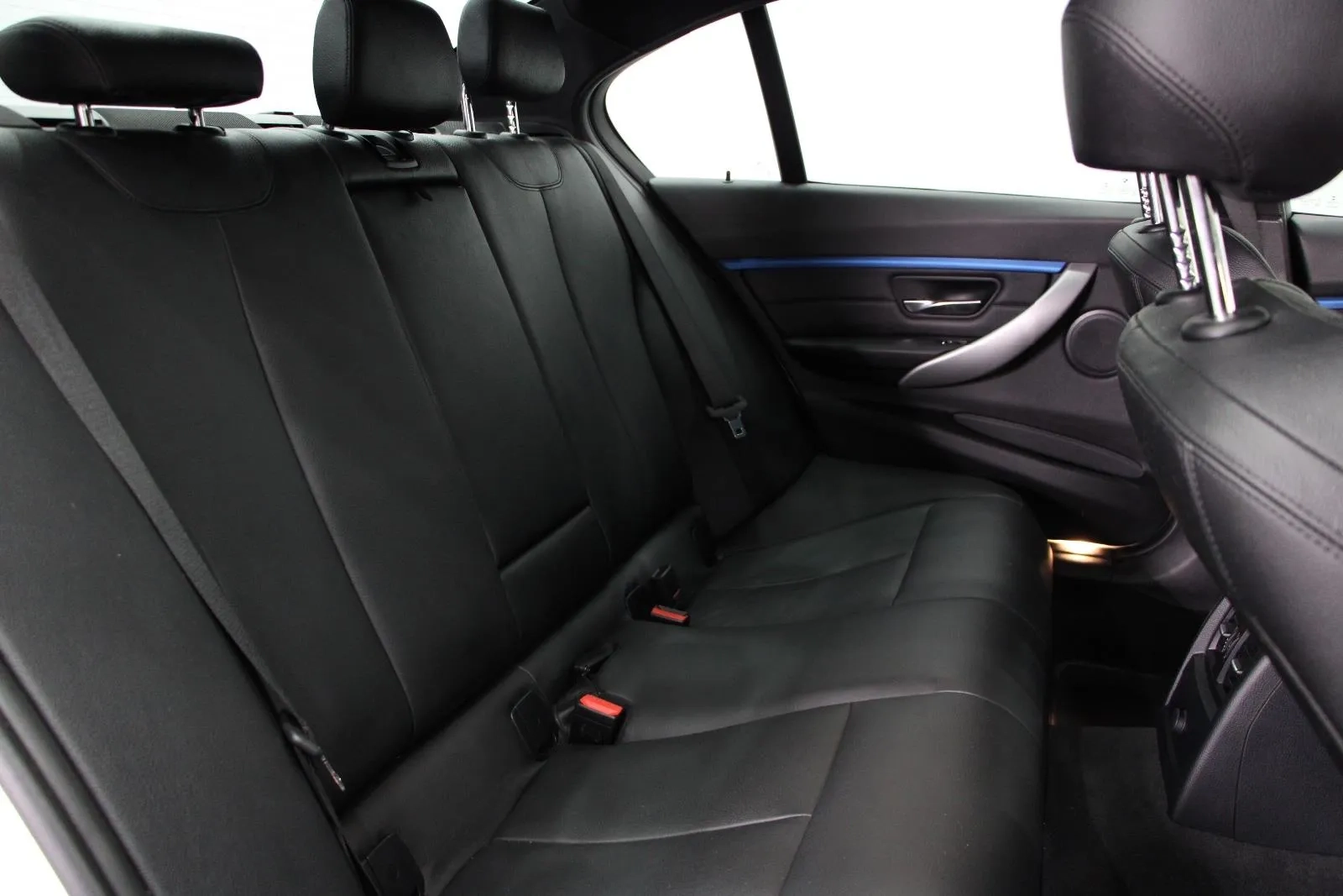 BMW-3 Series-330i M Sport