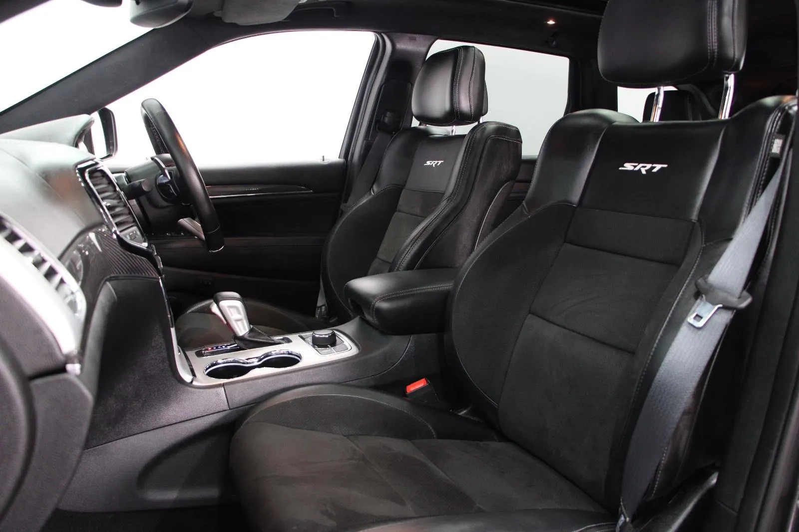 Jeep-Grand Cherokee-SRT