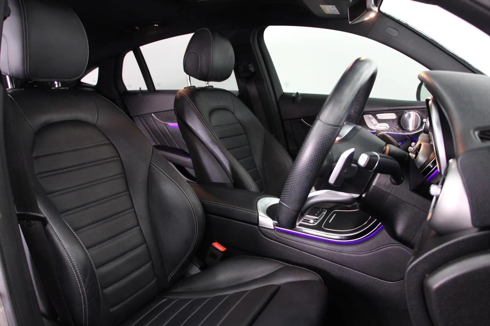 Mercedes-Benz-GLC-Class-GLC300