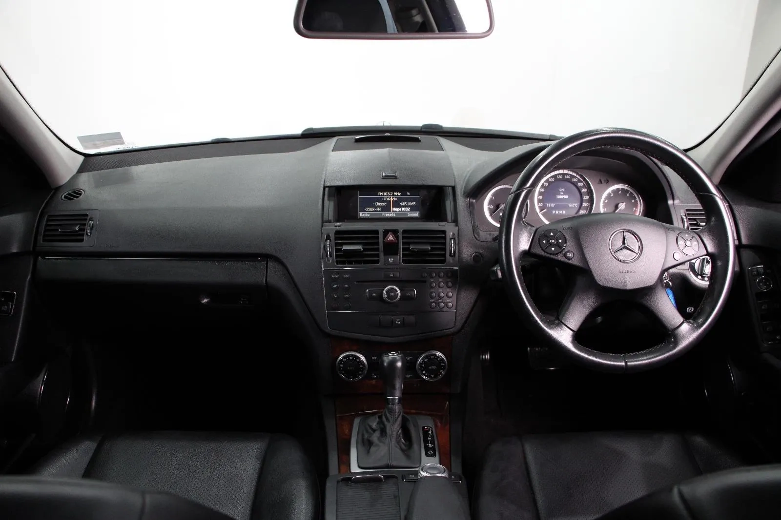 Mercedes-Benz-C-Class-C200 Kompressor Classic