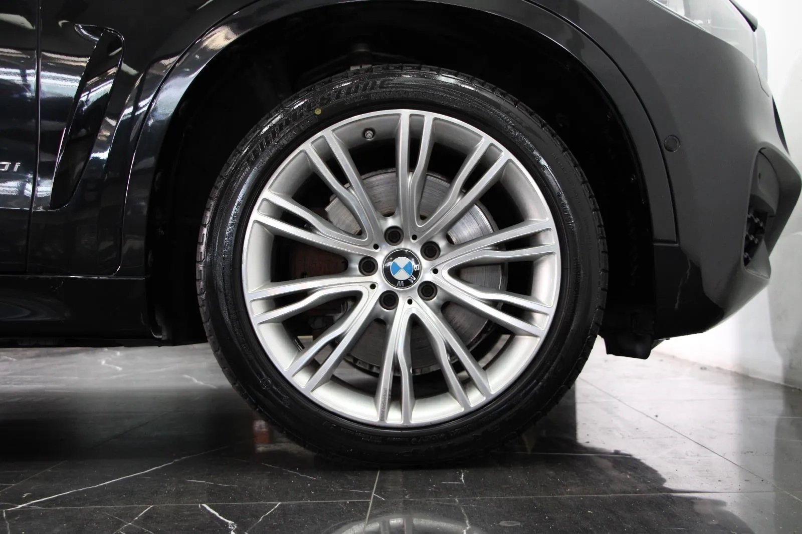 BMW-X6-xDrive50i