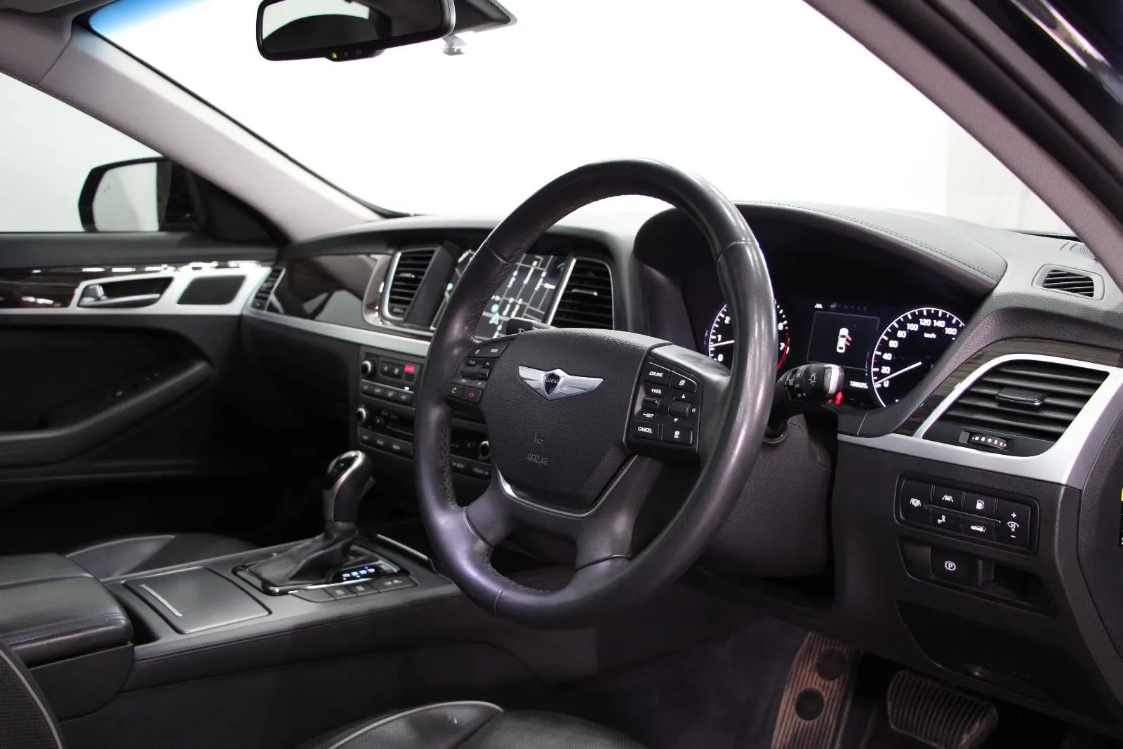 Hyundai-Genesis-Ultimate Pack