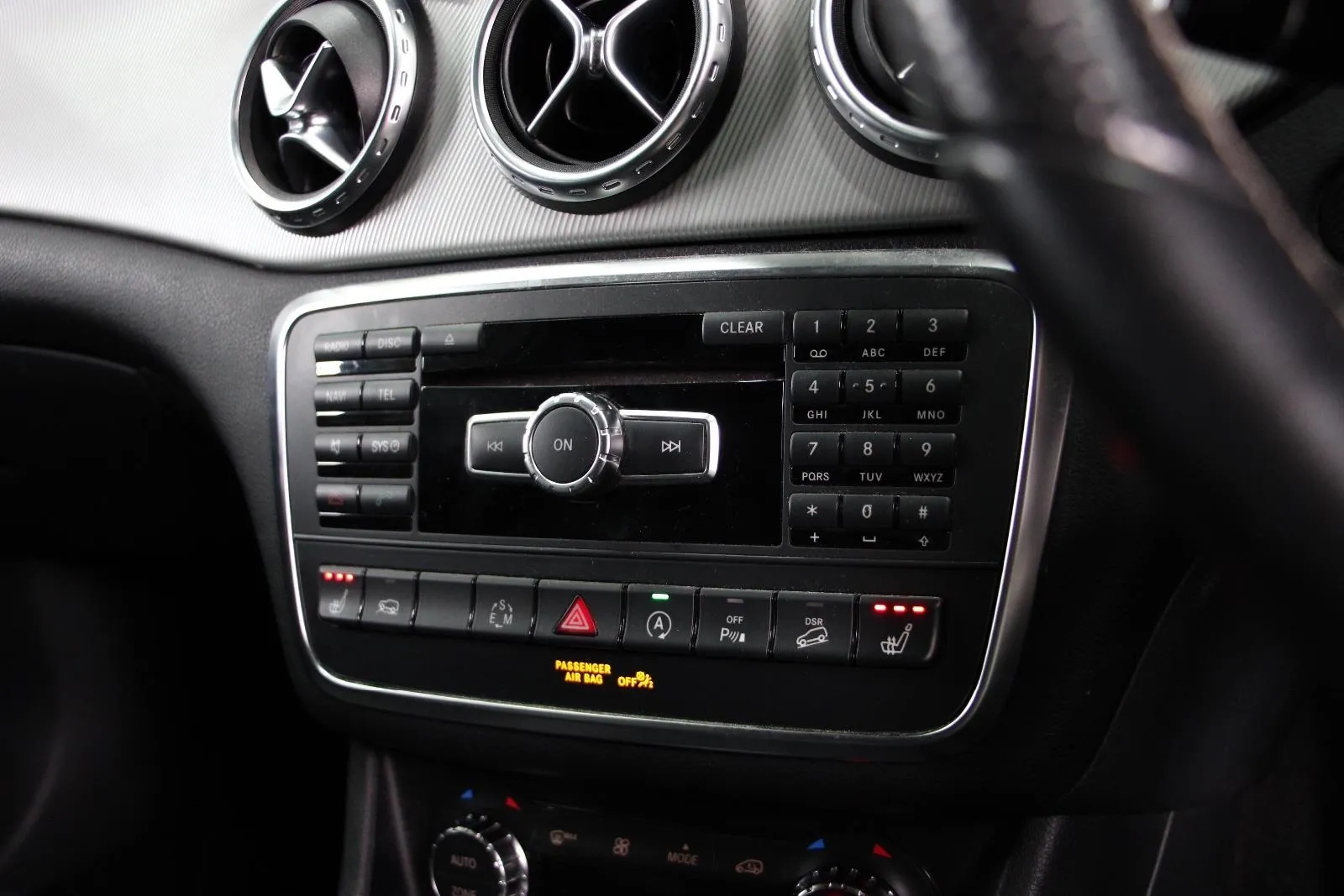 Mercedes-Benz-GLA-Class-GLA250