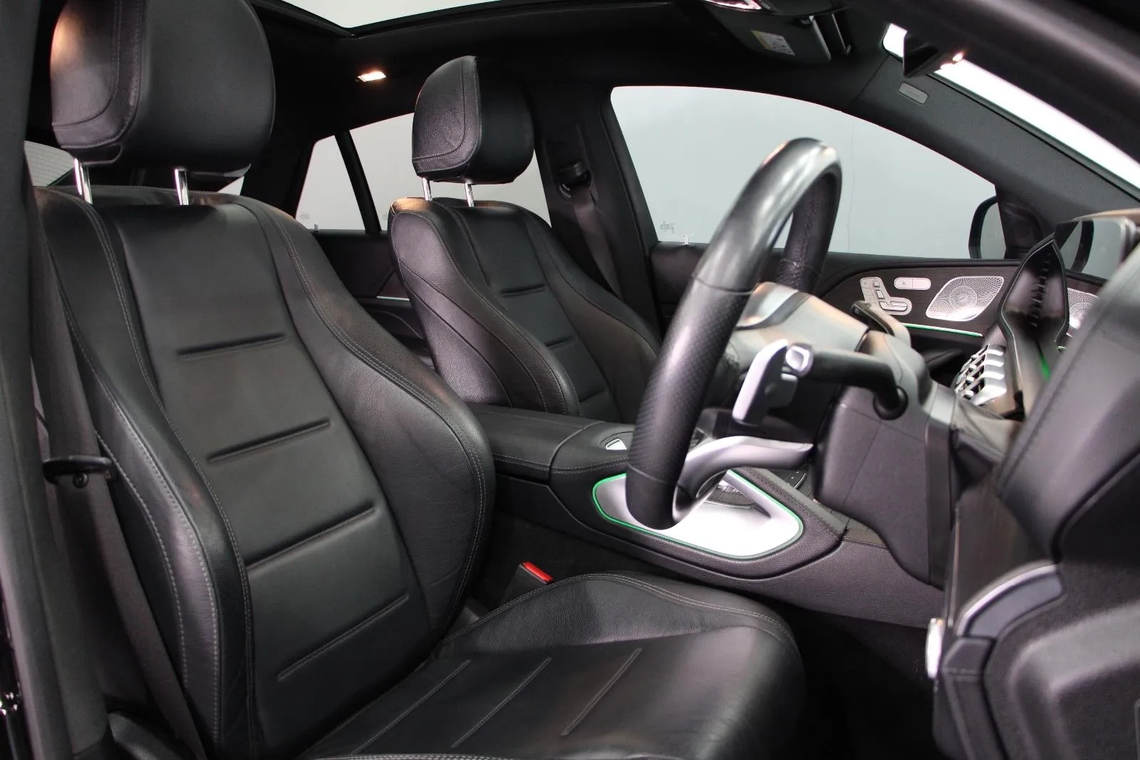 Mercedes-Benz-GLE-Class-GLE450