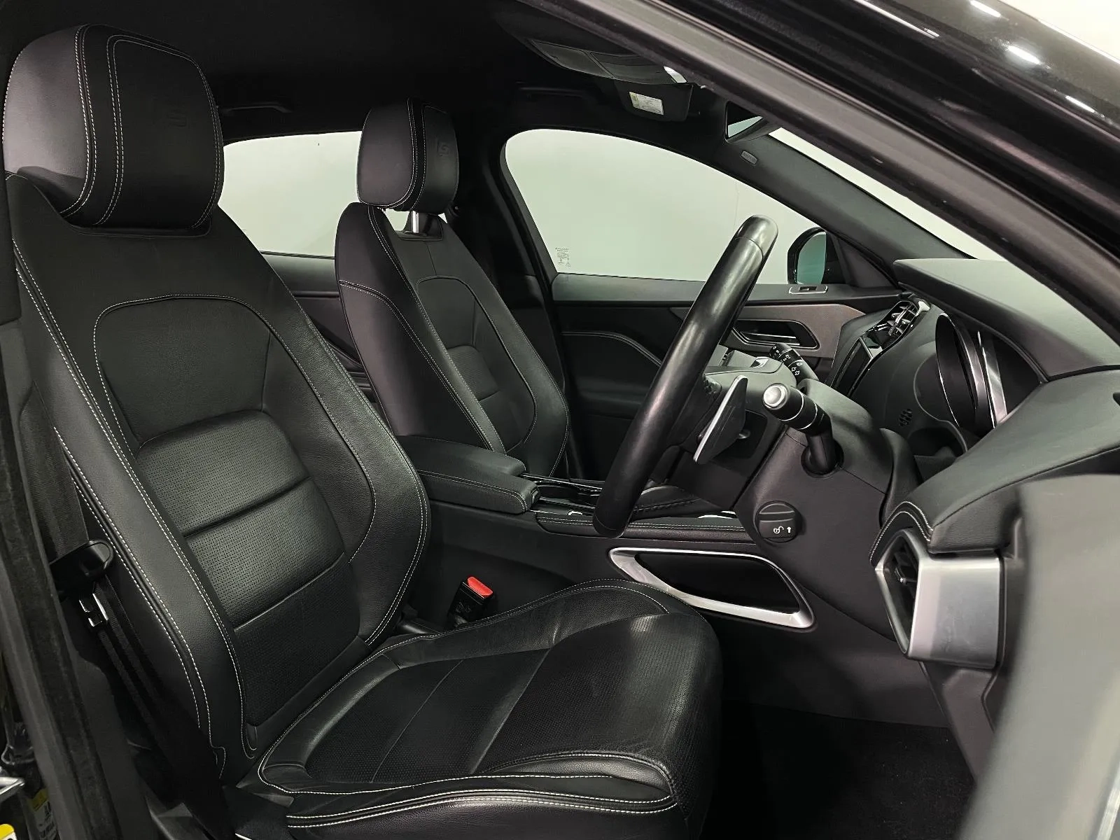 Jaguar-F-PACE-30d S