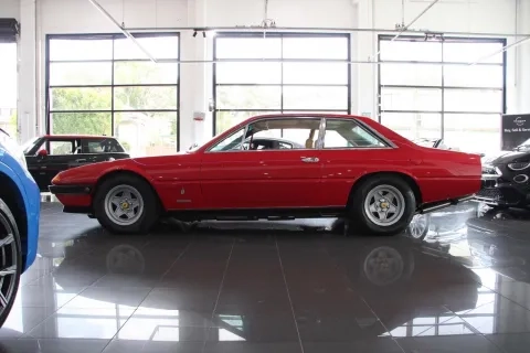 Ferrari400GT