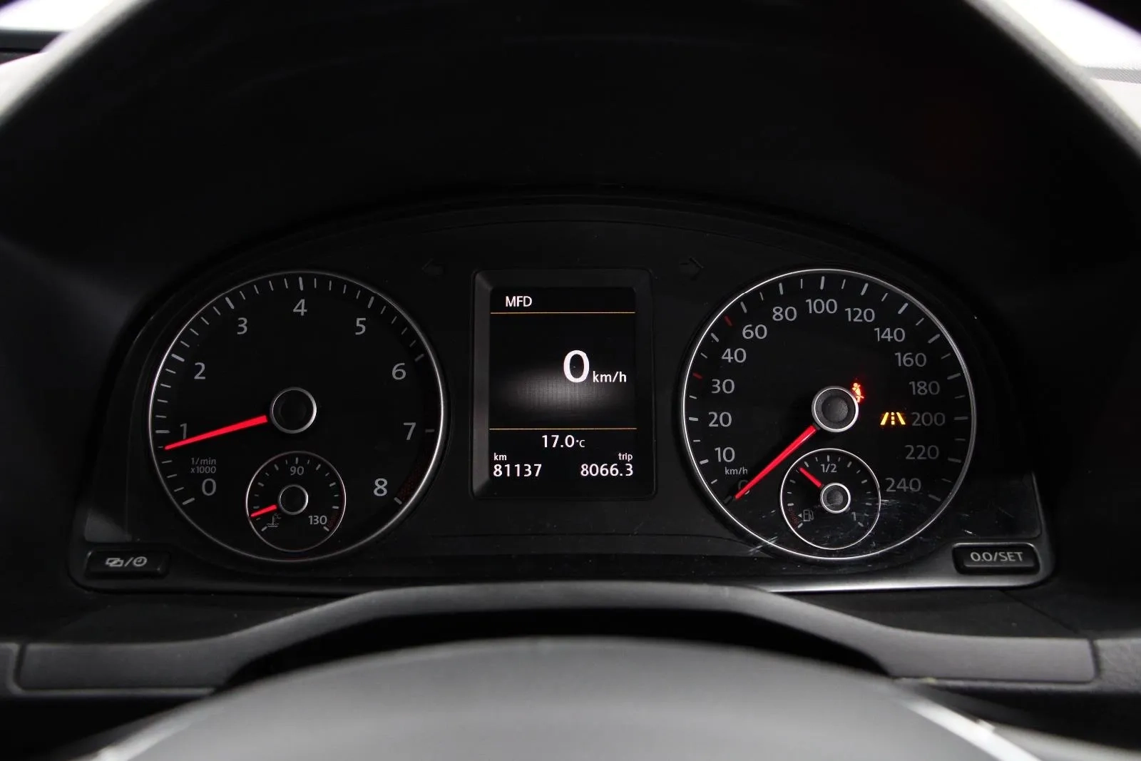 Volkswagen-Caddy-TSI220 Beach
