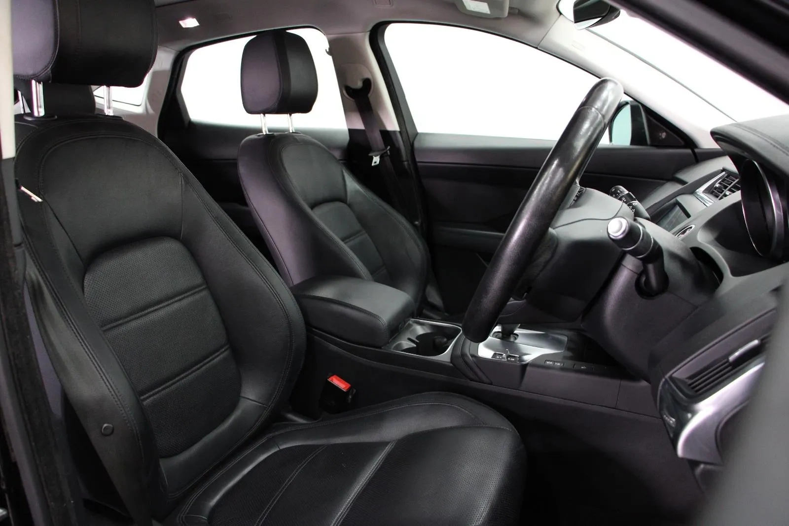 Jaguar-E-PACE-P250 S