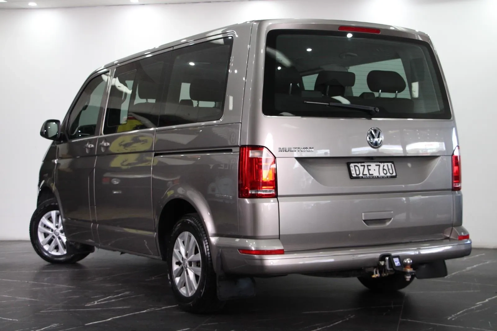 Volkswagen-Multivan-TDI340 Comfortline