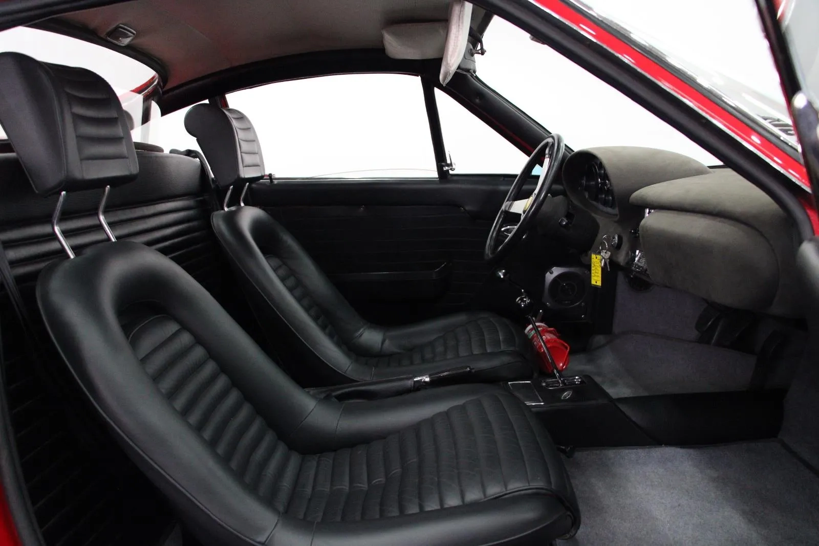 Ferrari-Dino-246 GT