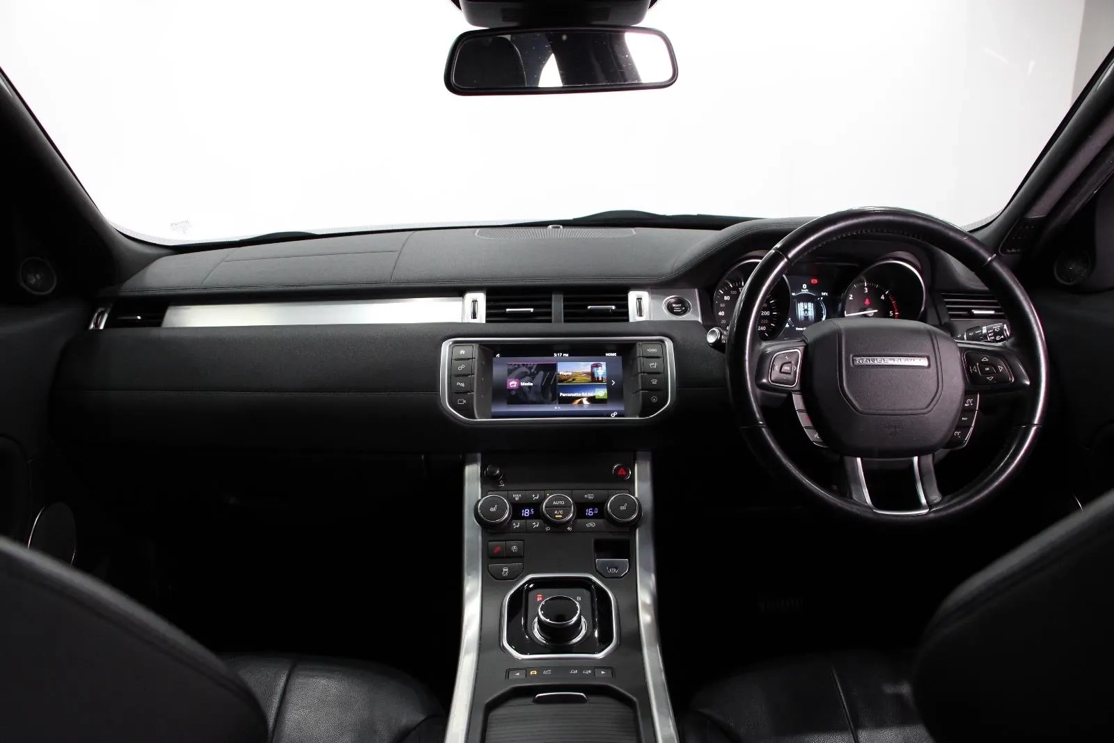 Land Rover-Range Rover Evoque-TD4 110kW SE