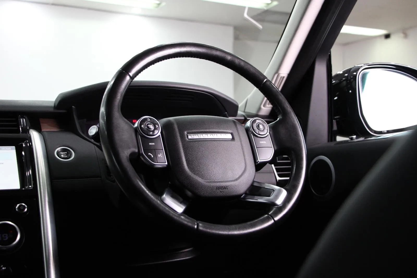 Land Rover-Discovery-TD6 HSE