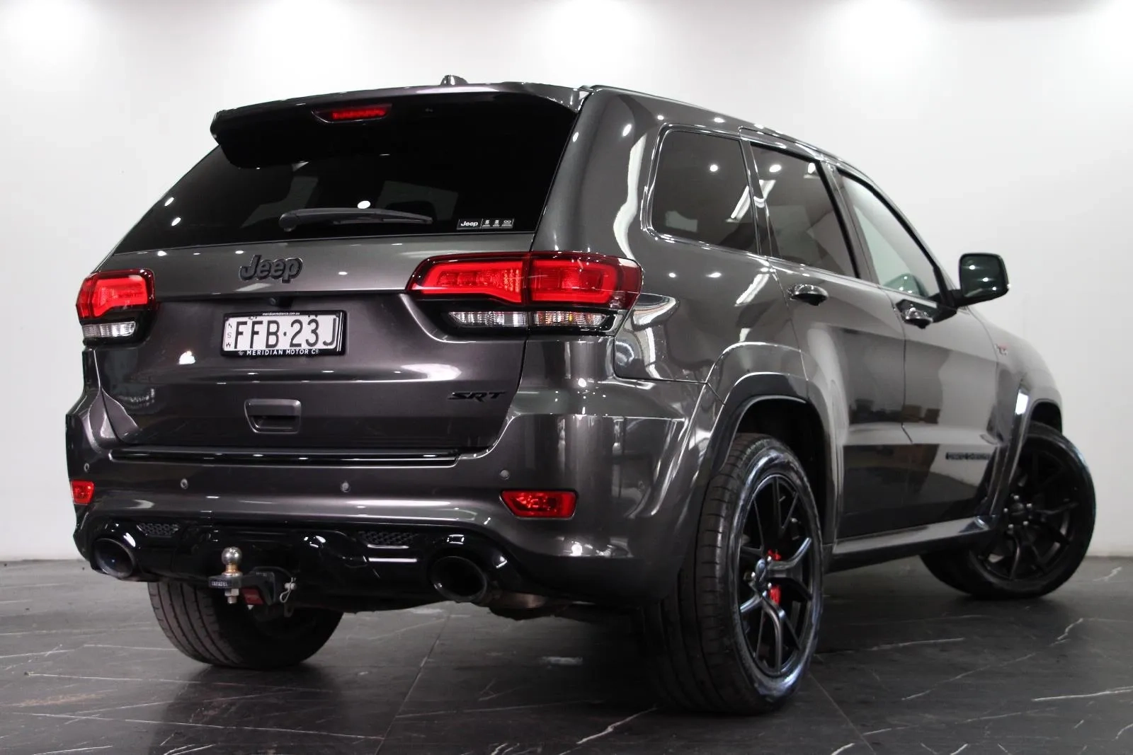 Jeep-Grand Cherokee-SRT