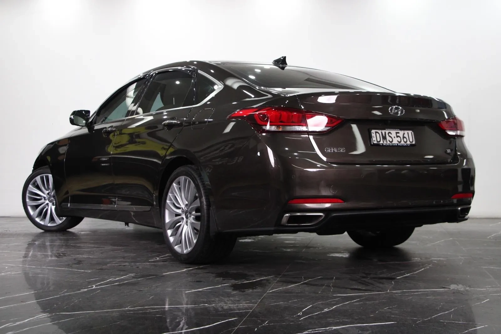 Hyundai-Genesis-Ultimate Pack