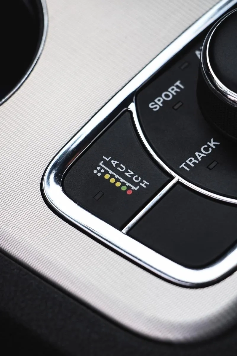 Jeep-Grand Cherokee-SRT