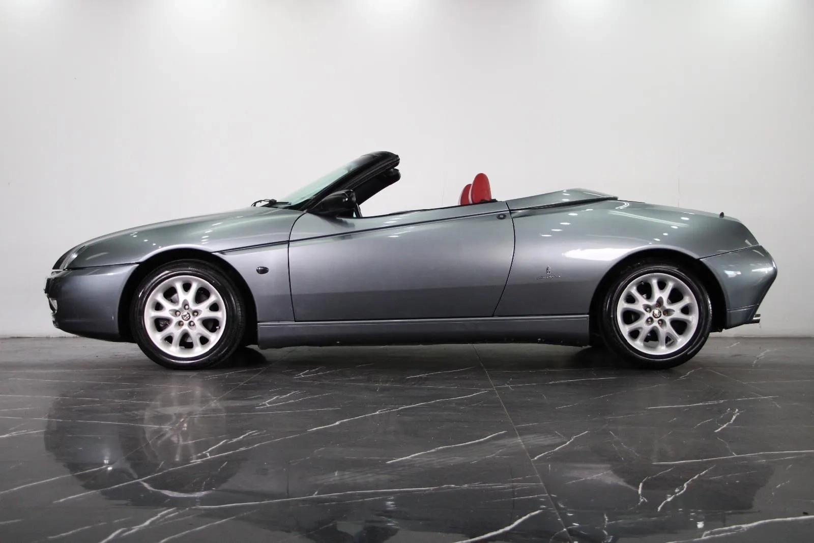 Alfa Romeo-Spider-JTS