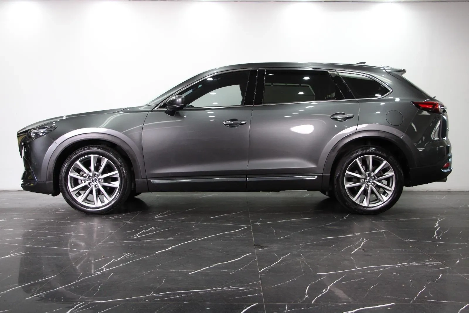 Mazda-CX-9-GT