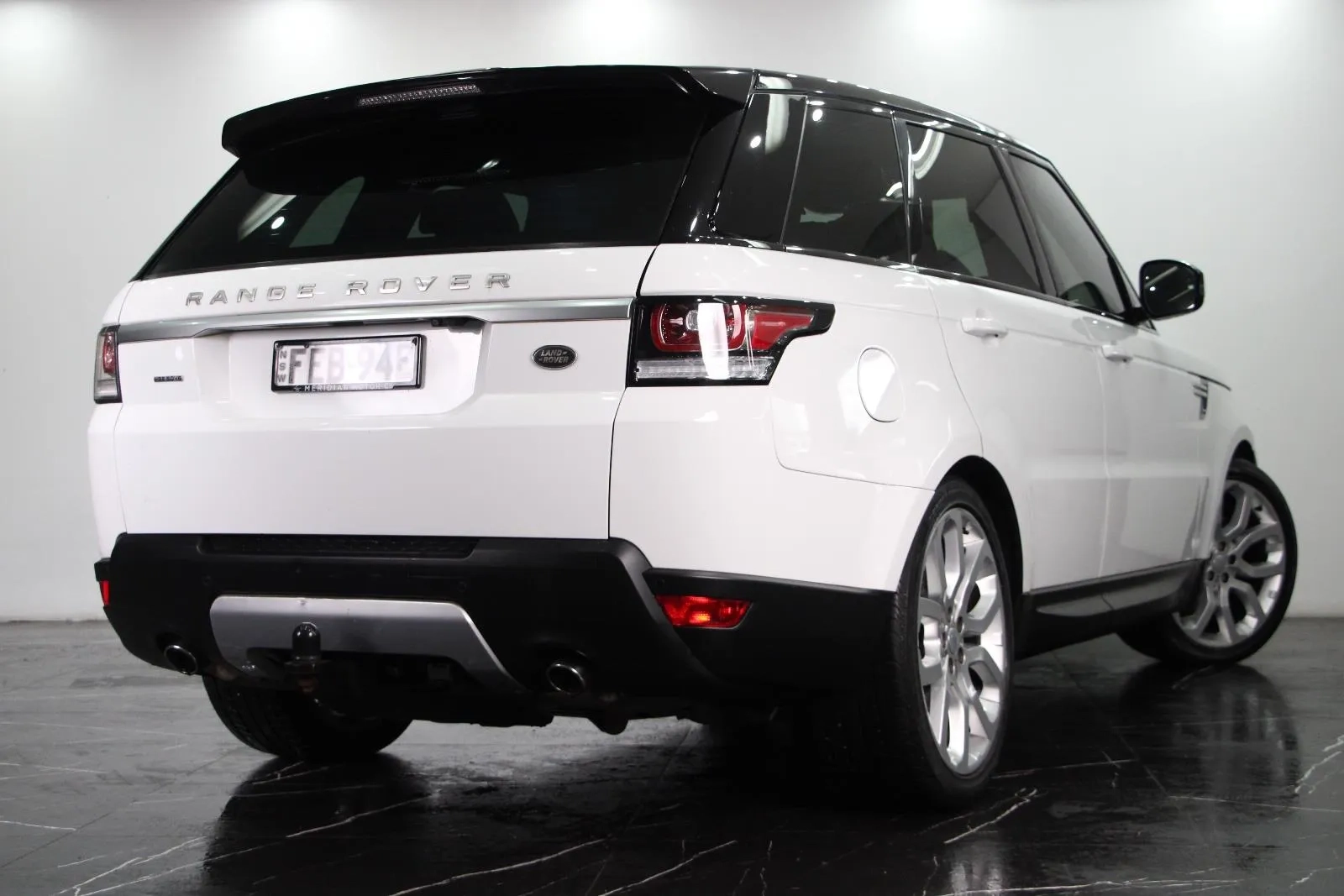 Land Rover-Range Rover Sport-SDV6 HSE