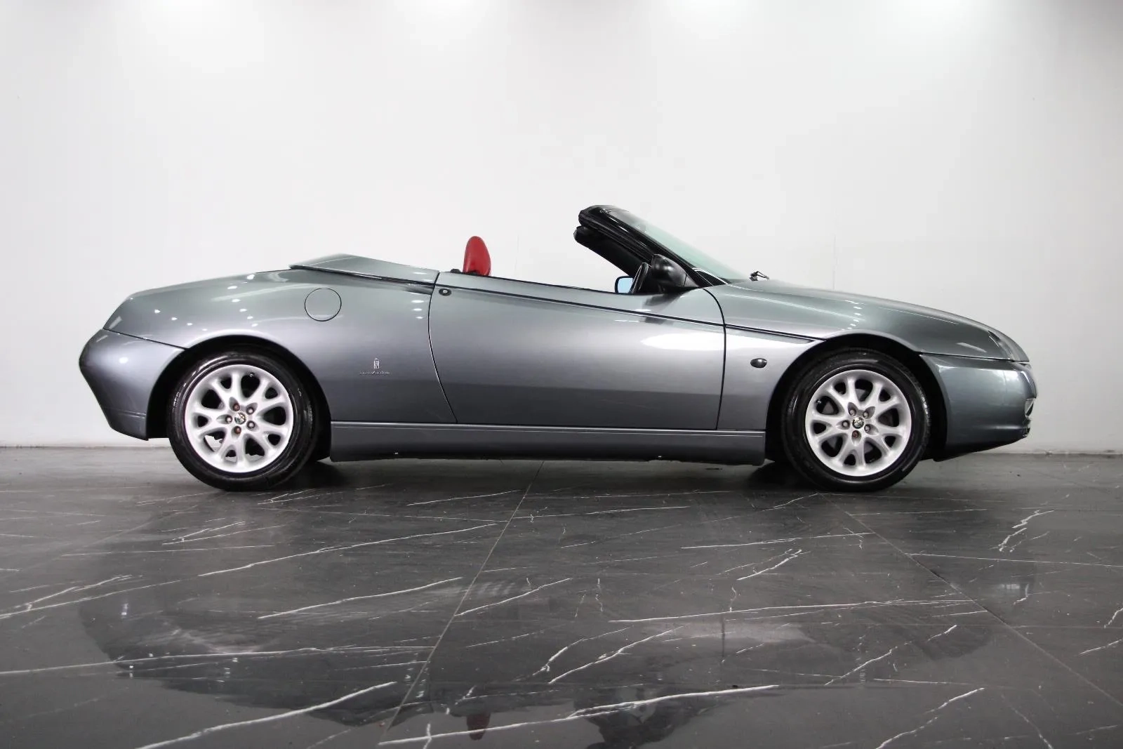 Alfa Romeo-Spider-JTS