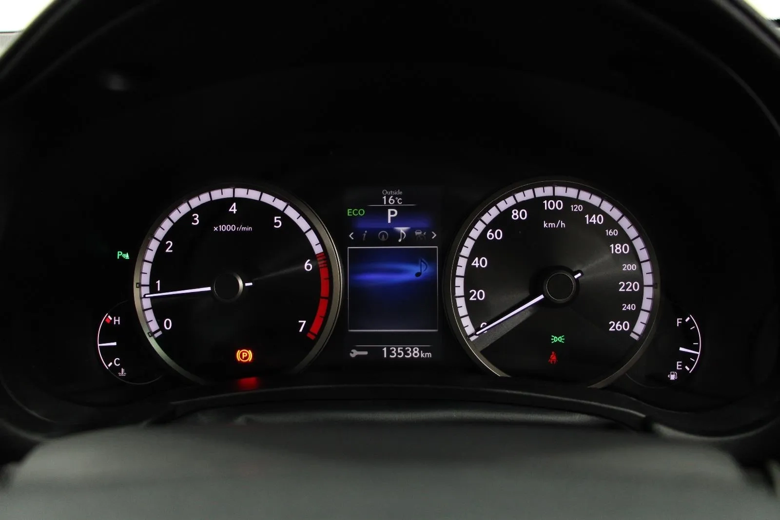 Lexus-NX-NX200t F Sport