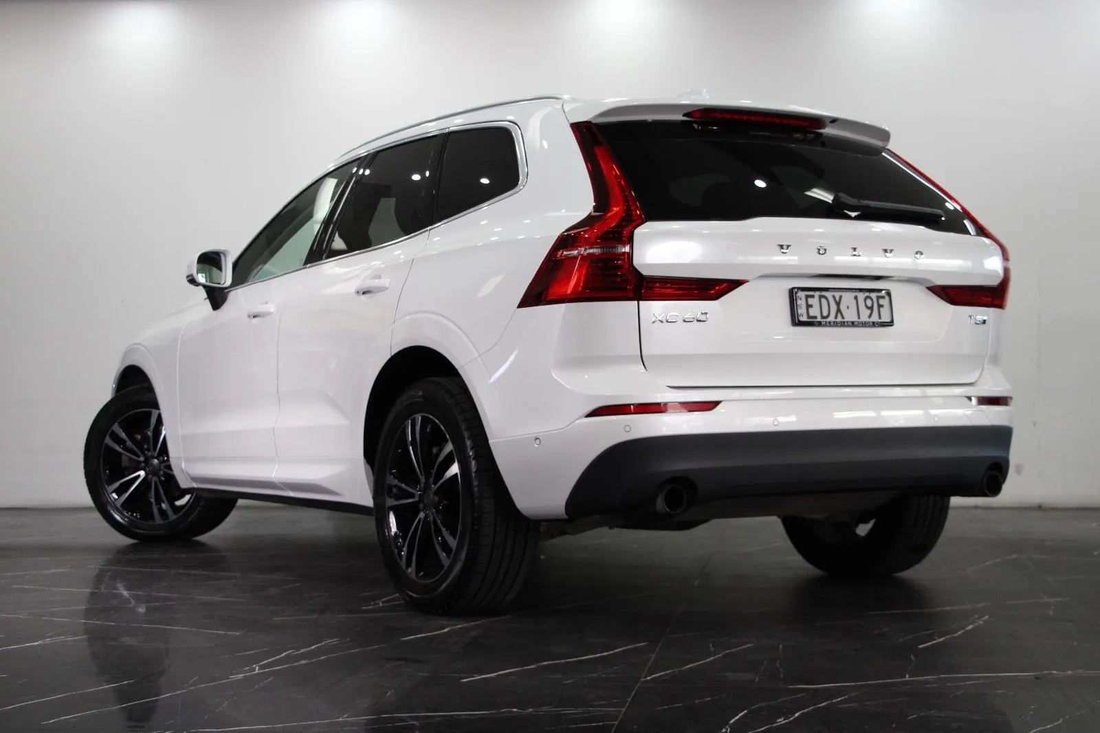 Volvo-XC60-T5 Momentum
