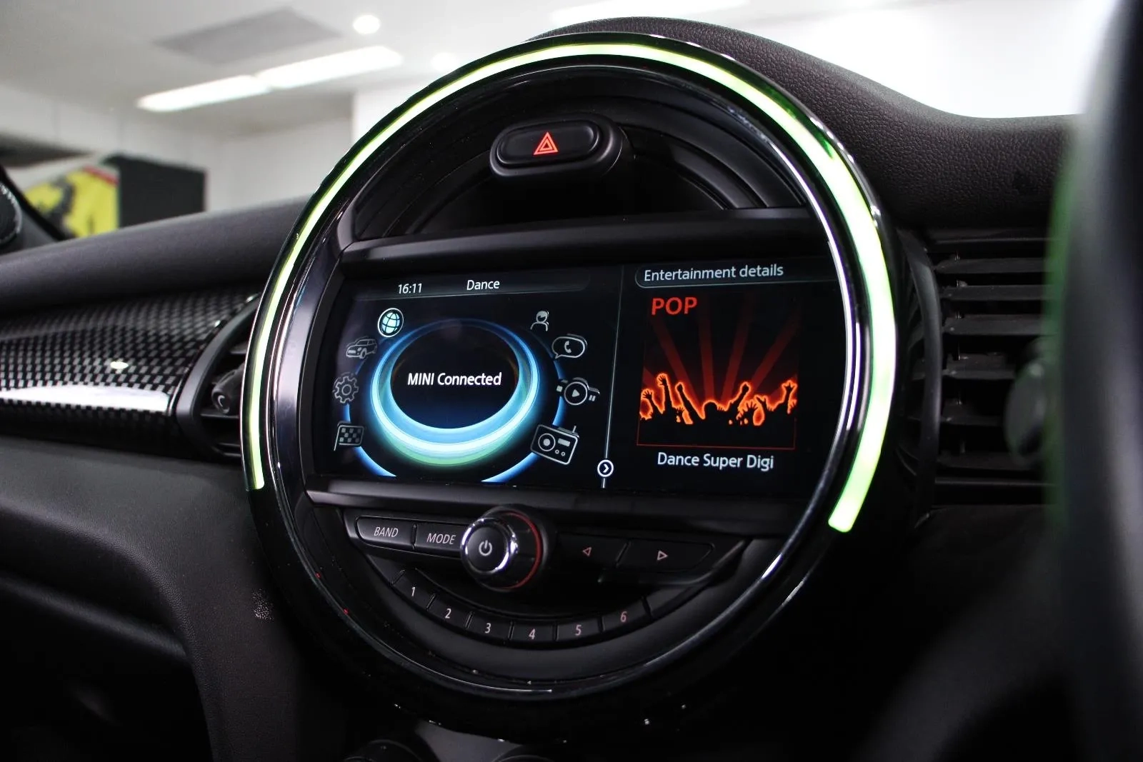 MINI-Hatch-Cooper S
