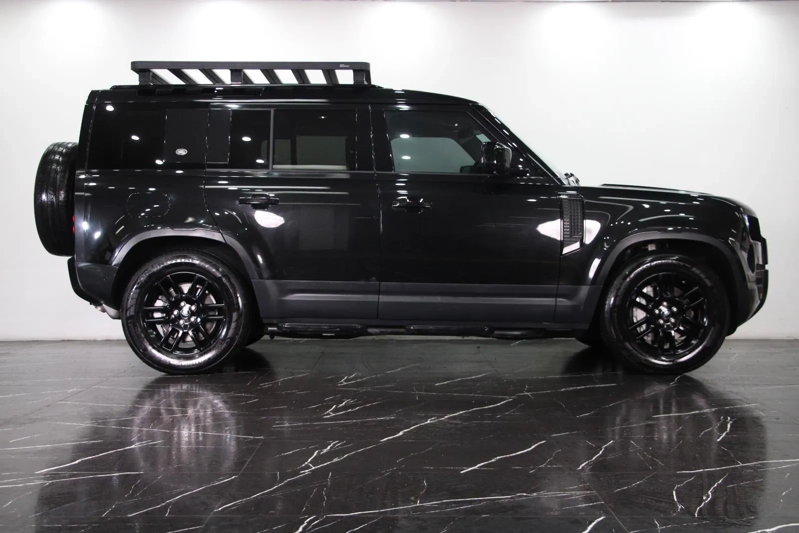 Land Rover-Defender-110 P400 SE