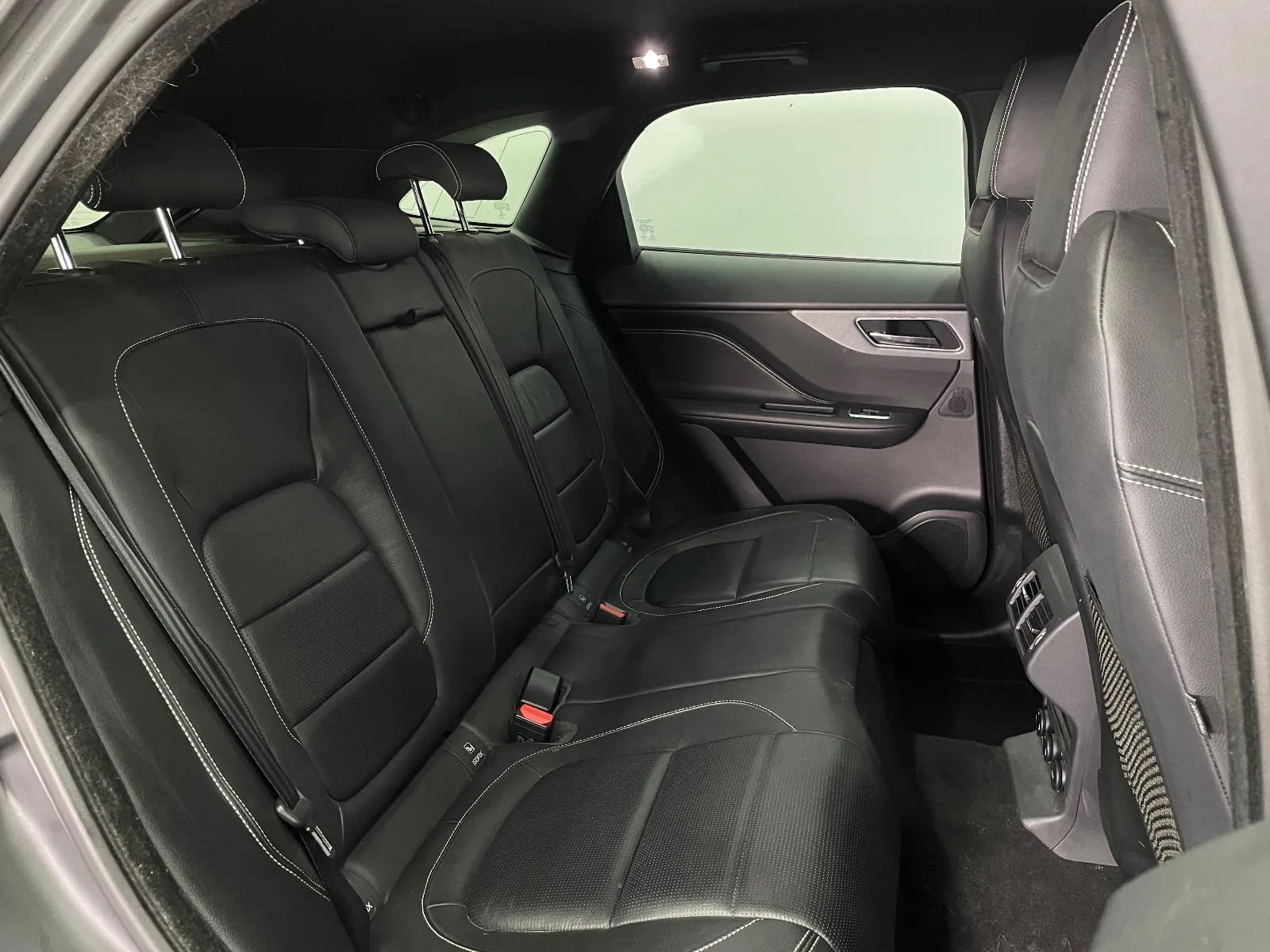 Jaguar-F-PACE-30d S