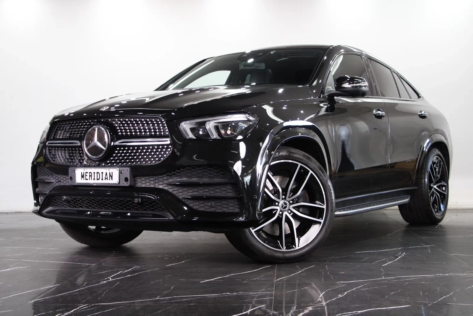 Mercedes-Benz-GLE-Class-GLE450