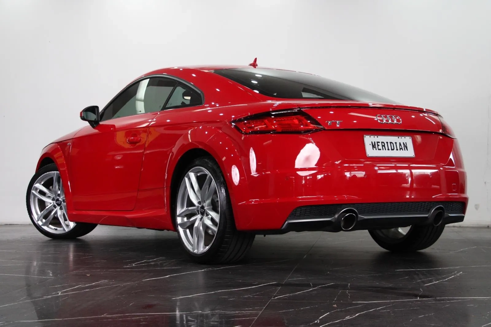 Audi-TT-S Line