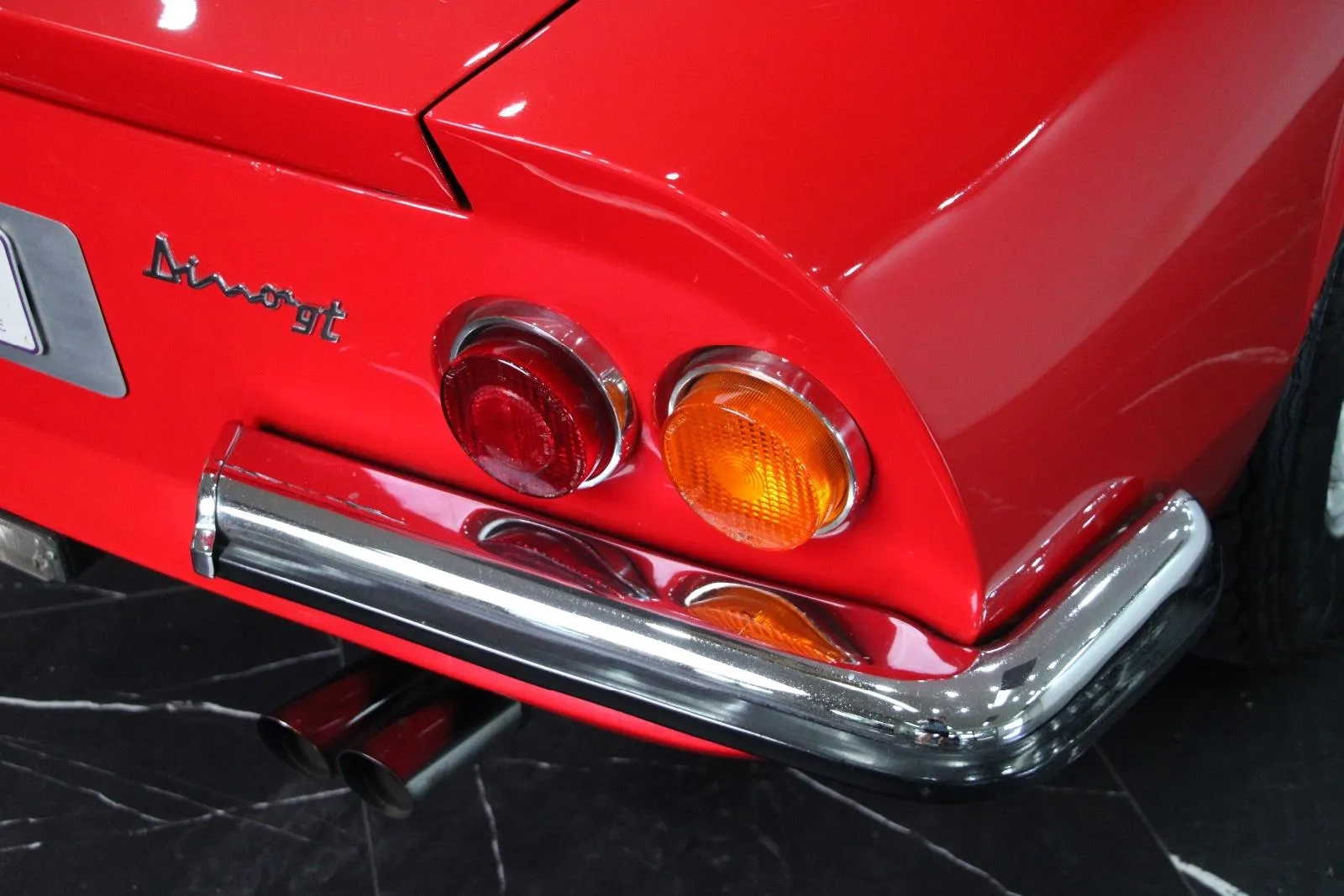 Ferrari-Dino-246 GT