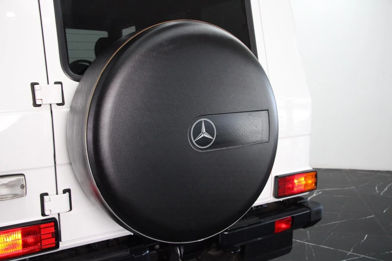 Mercedes-Benz-G-Class-G300 CDI