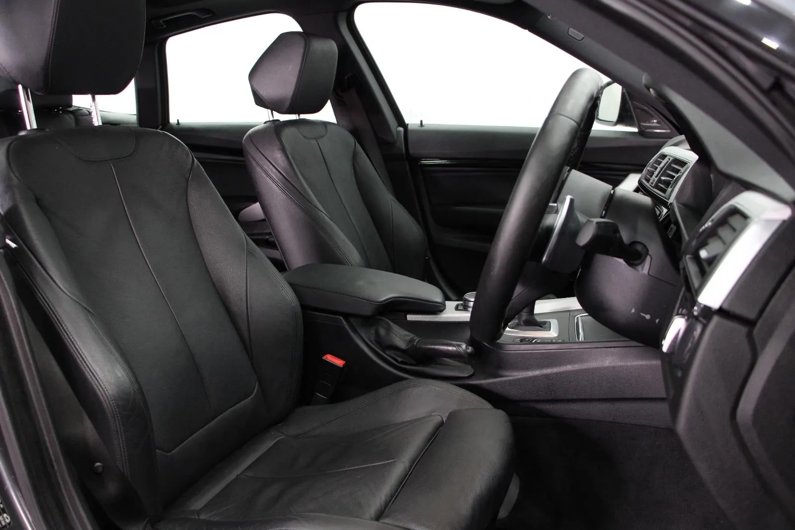 BMW-3 Series-330i M Sport