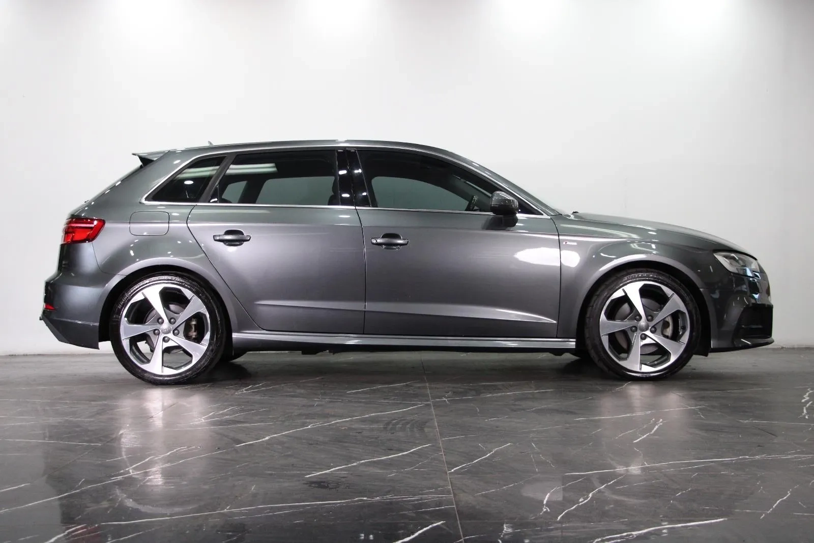 Audi-A3-S line
