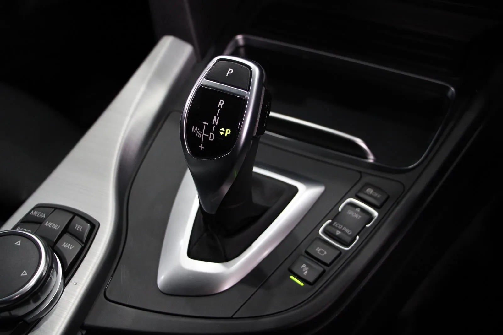 BMW-3 Series-330i M Sport