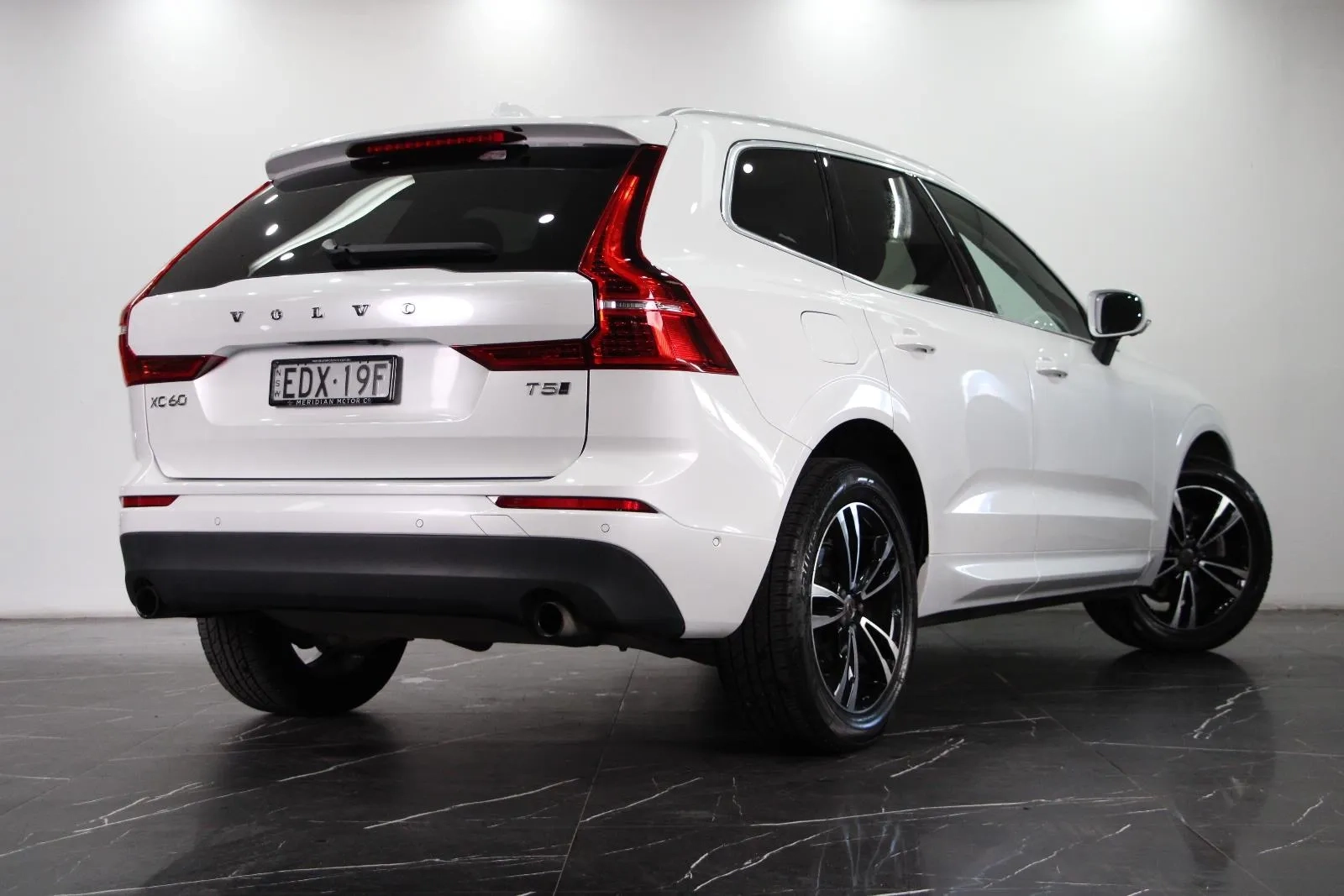 Volvo-XC60-T5 Momentum