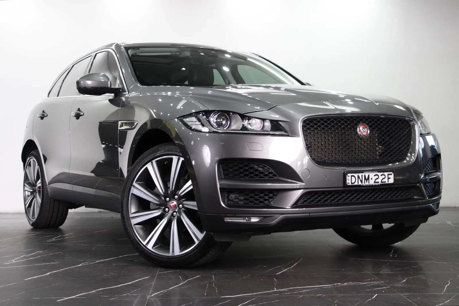 Jaguar-F-PACE-20d Prestige