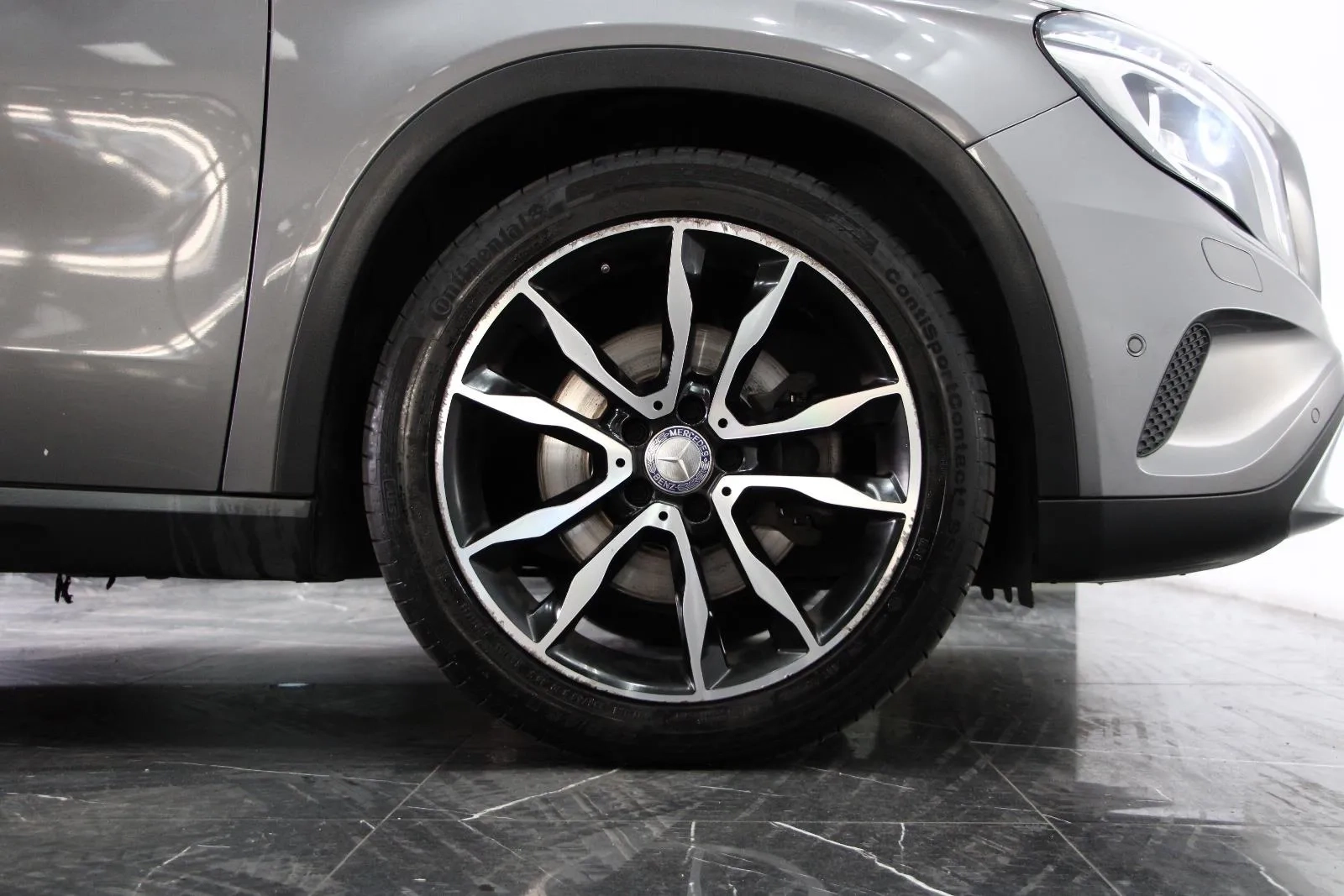 Mercedes-Benz-GLA-Class-GLA250