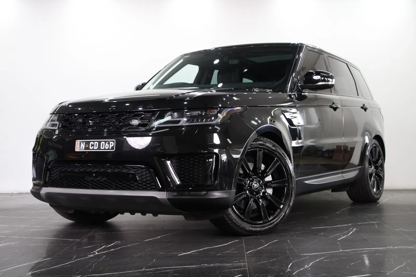 Land Rover-Range Rover Sport-DI6 183kW SE