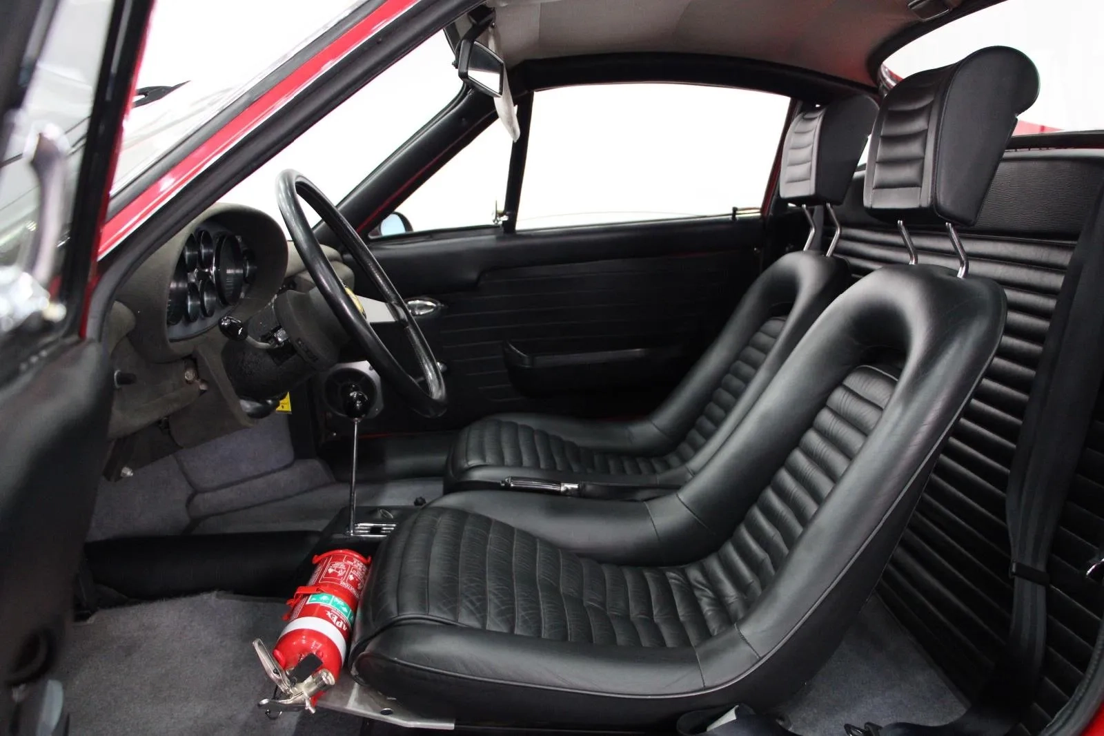 Ferrari-Dino-246 GT