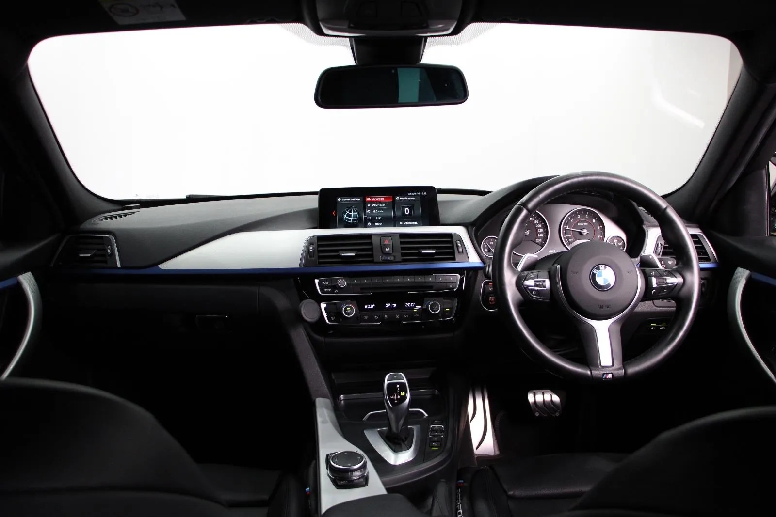 BMW-3 Series-330i M Sport