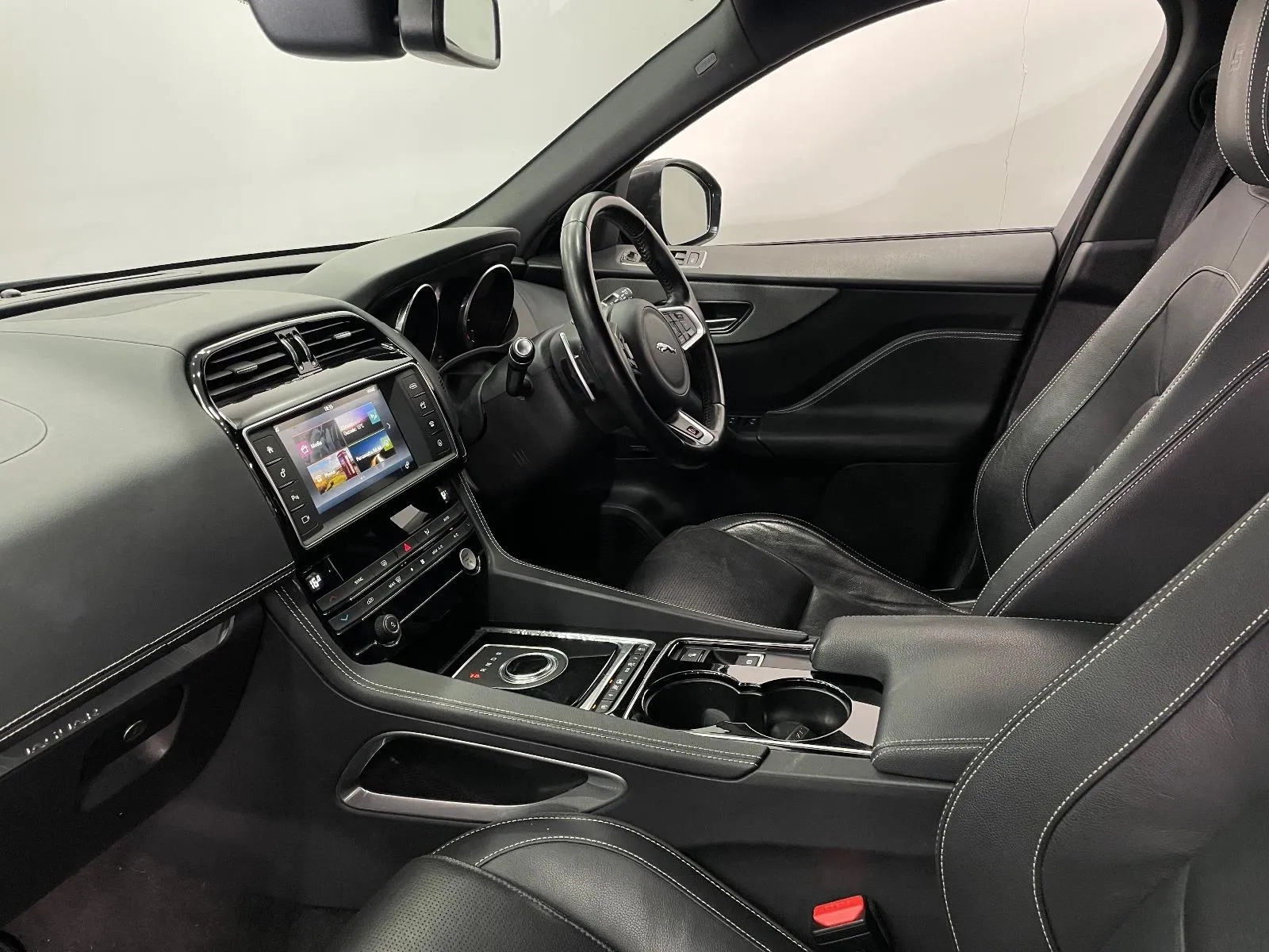 Jaguar-F-PACE-30d S