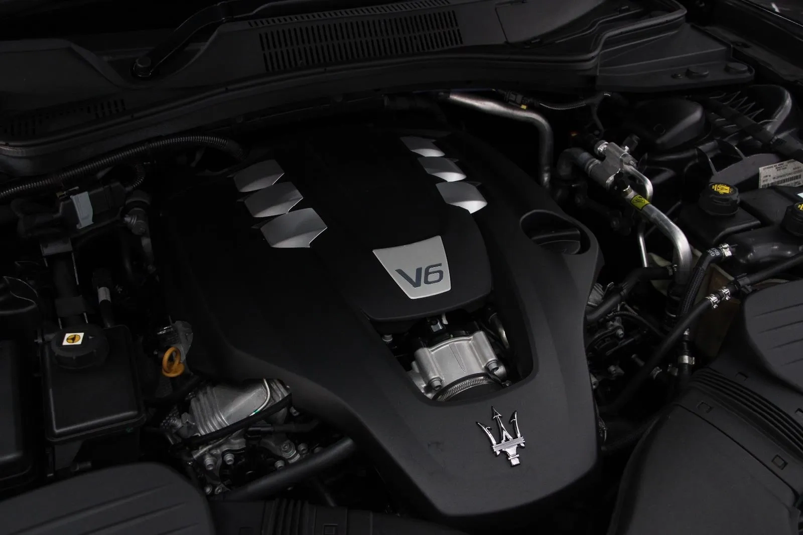 Maserati-Ghibli-