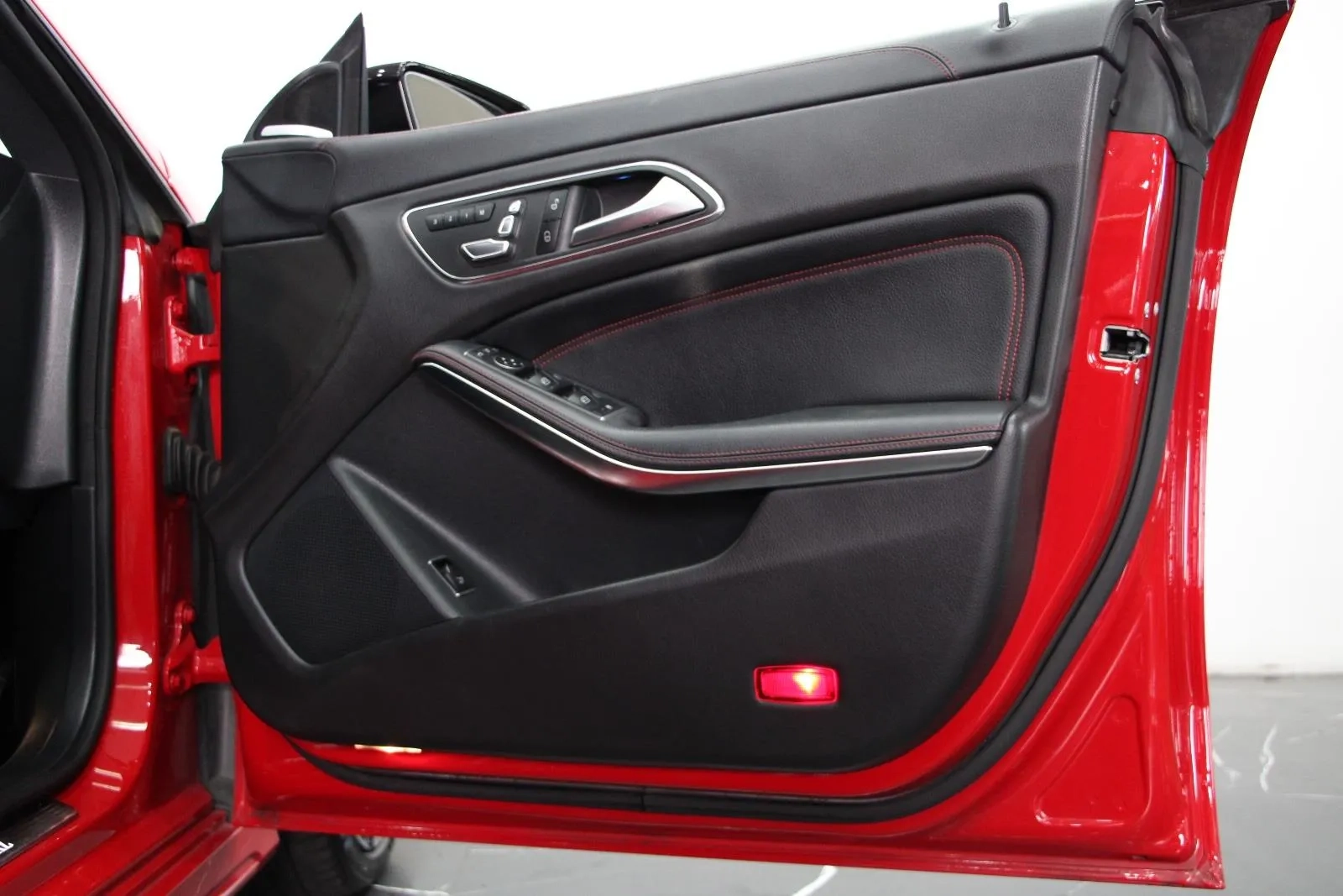 Mercedes-Benz-CLA-Class-CLA250 Sport