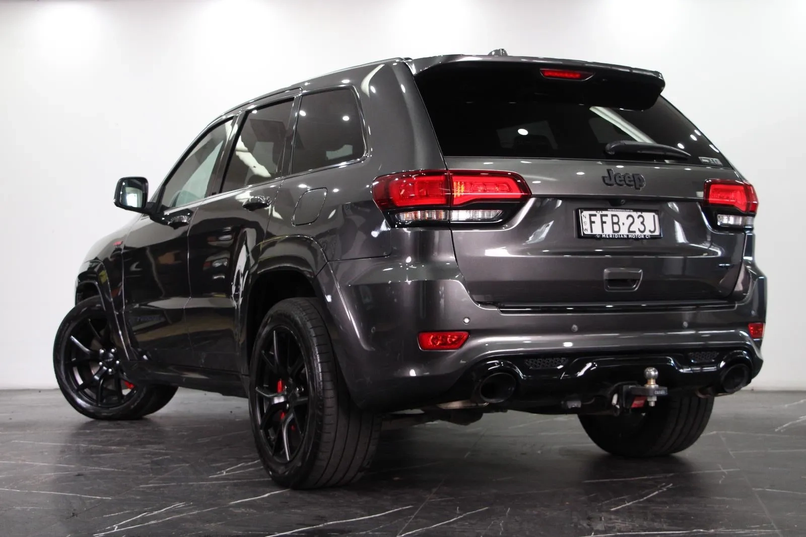 Jeep-Grand Cherokee-SRT