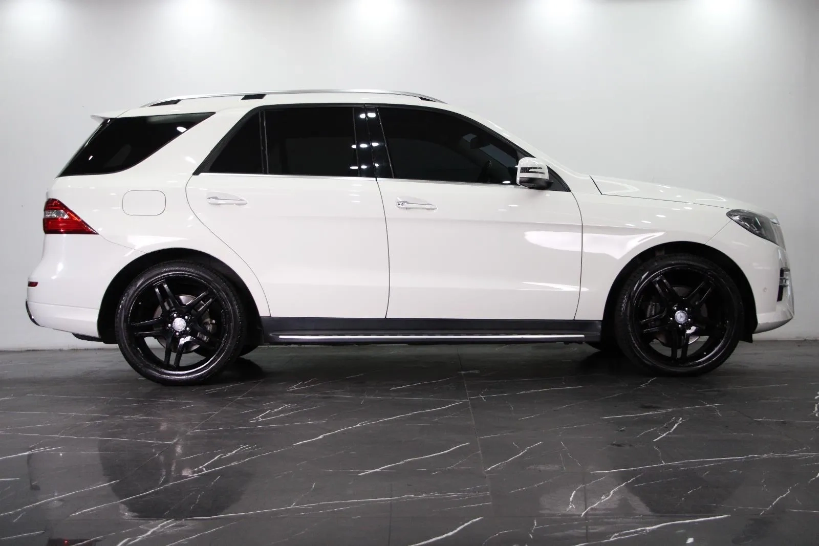 Mercedes-Benz-M-Class-ML350 BlueTEC