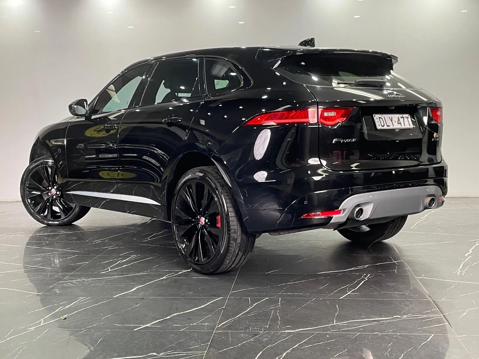 Jaguar-F-PACE-30d S